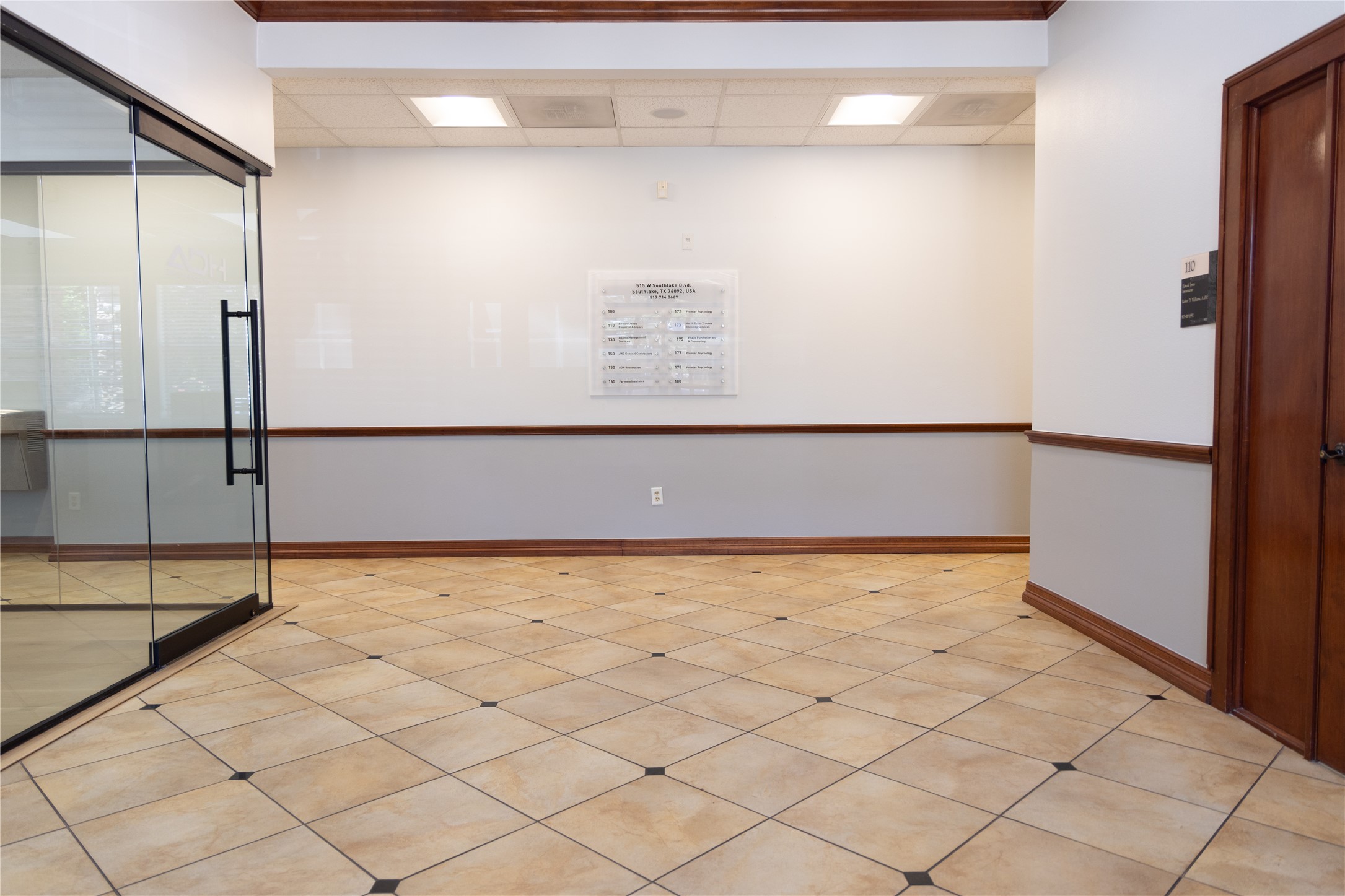 515 W Southlake Boulevard A1