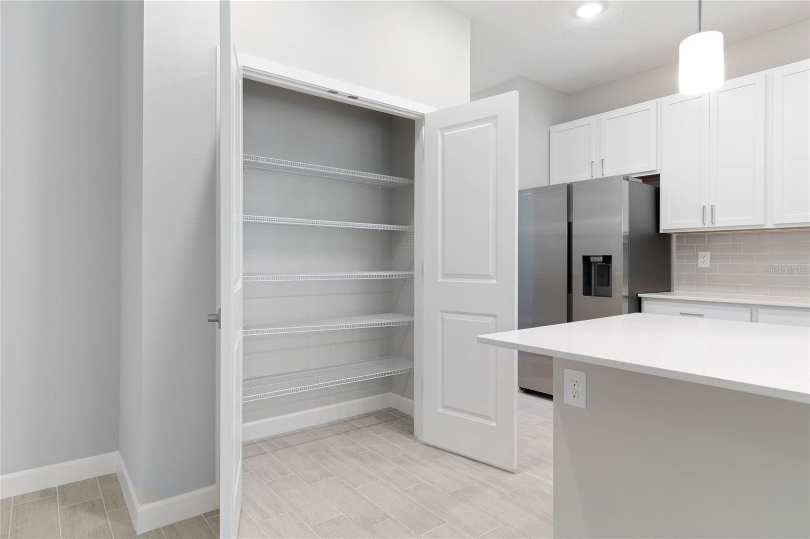 3490 IKOLA AVE