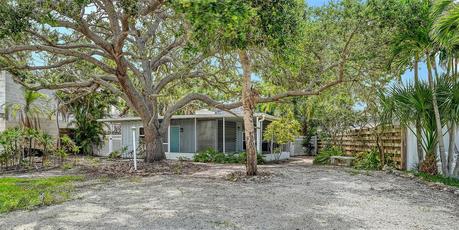 5531 CALLE DEL VERANO