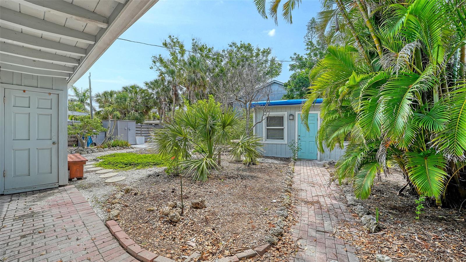 5531 CALLE DEL VERANO