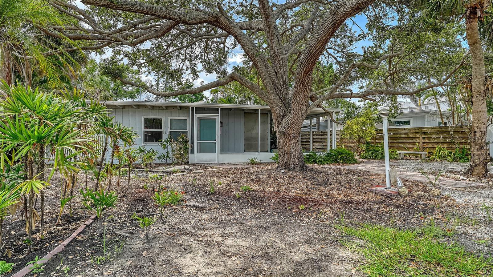 5531 CALLE DEL VERANO