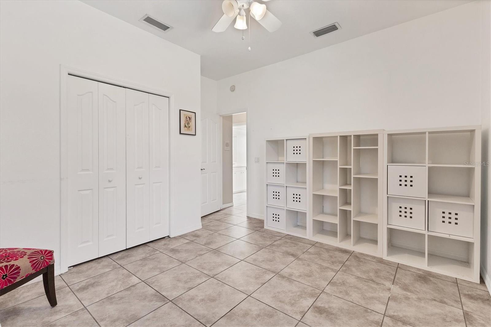 6203 90TH AVENUE CIR E