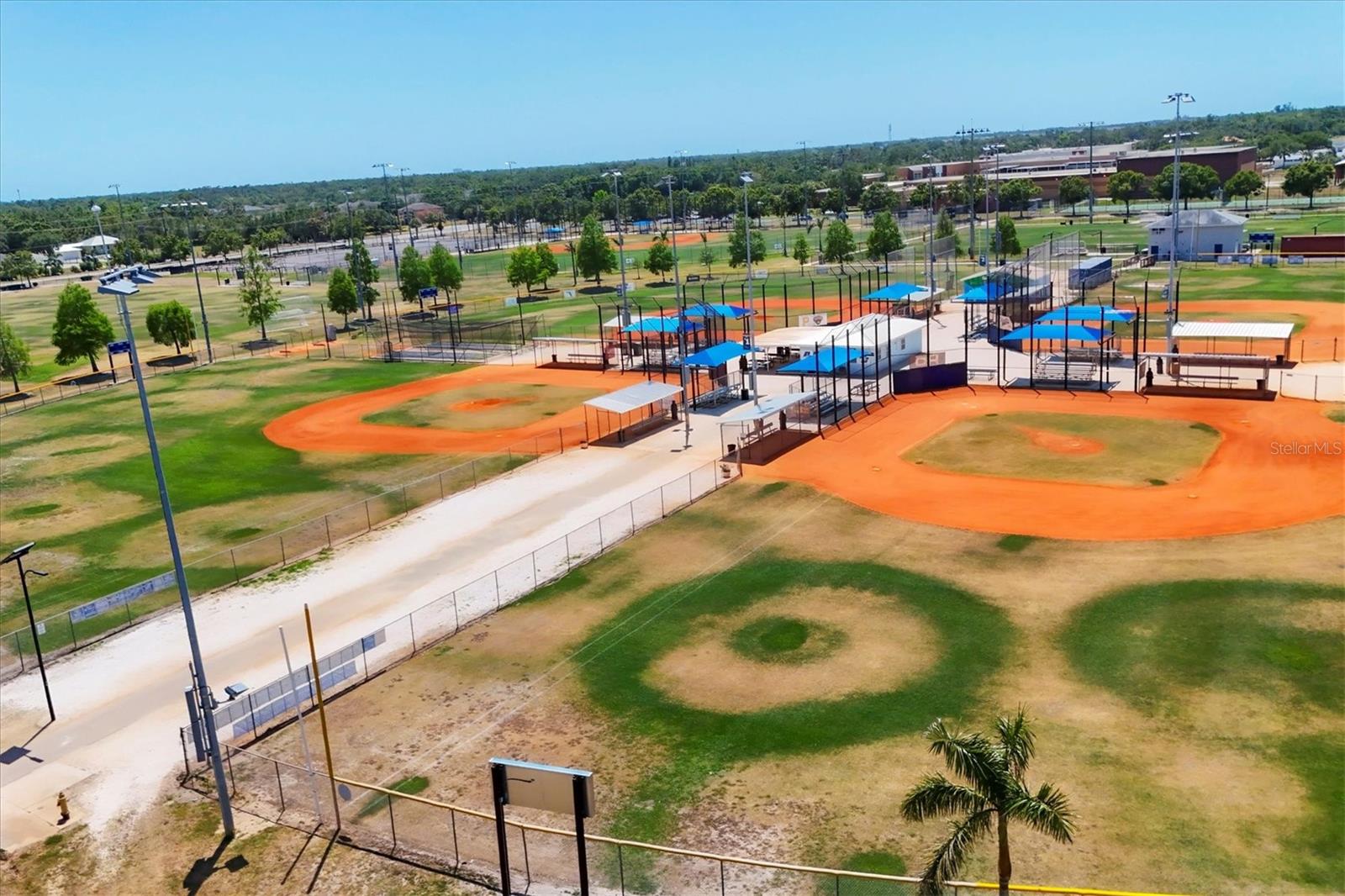 6203 90TH AVENUE CIR E