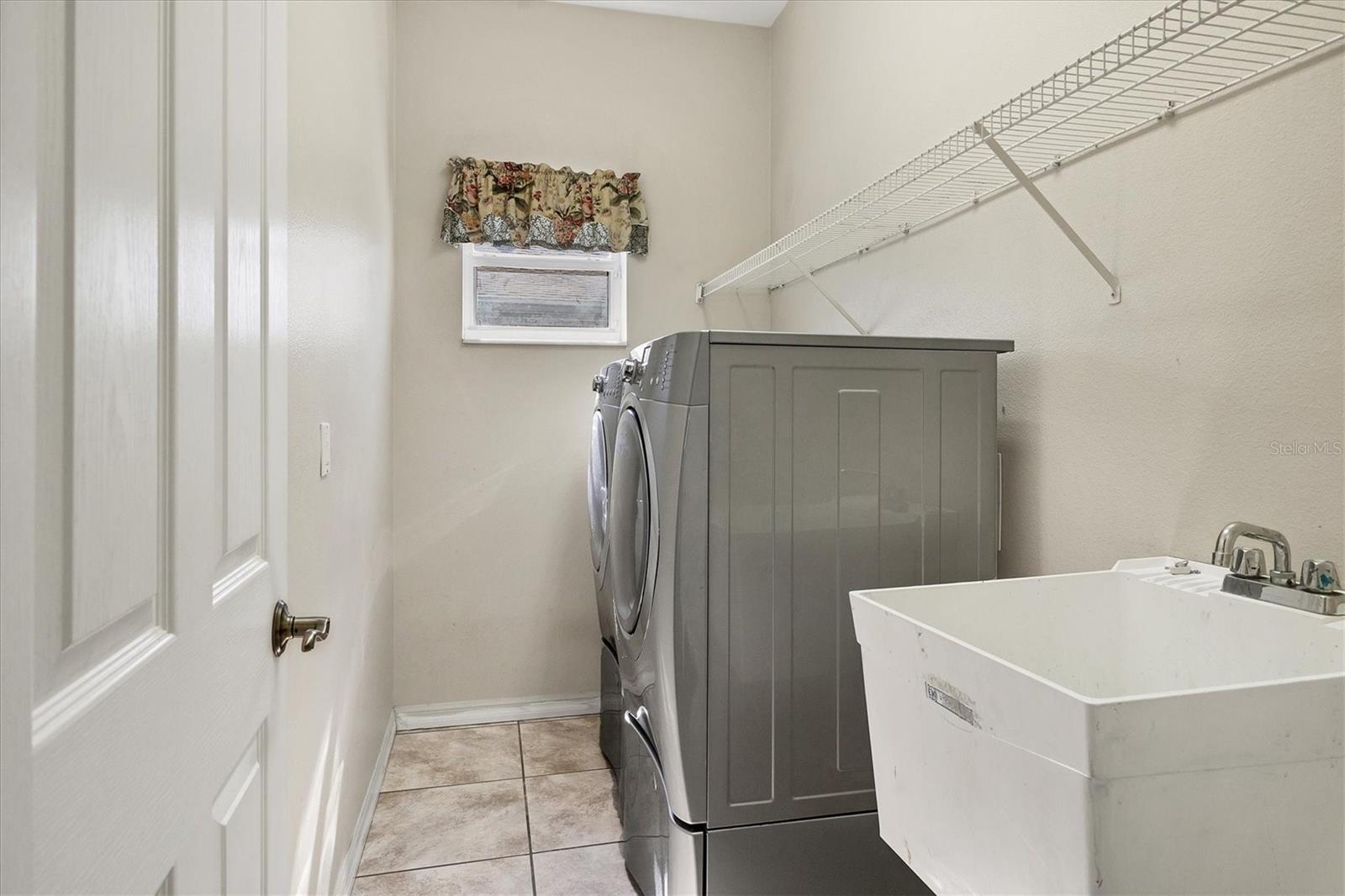 6203 90TH AVENUE CIR E