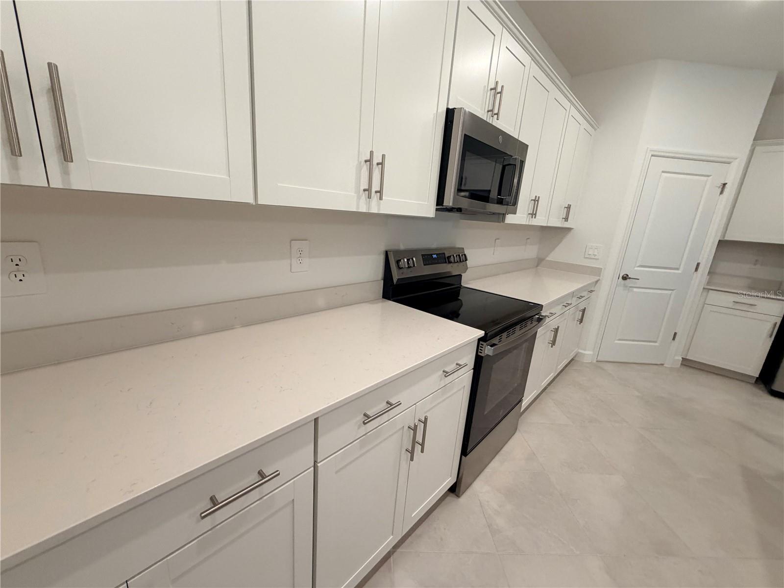 8099 SAINT KITTS CIR