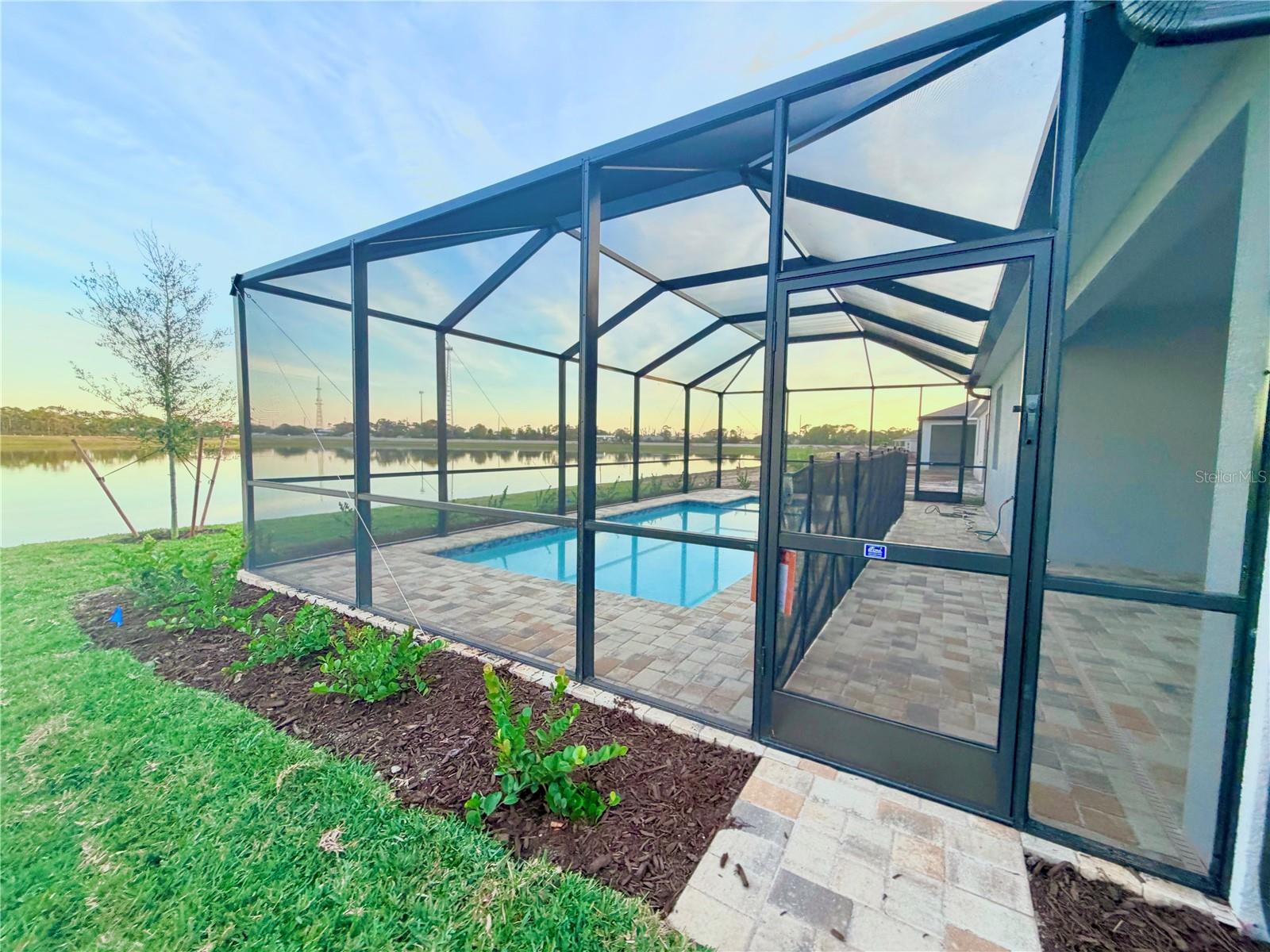 8134 SAINT KITTS CIR