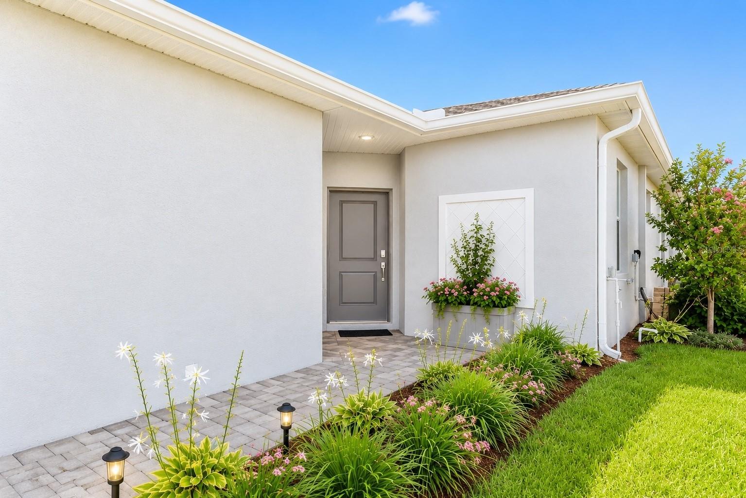 8710 SAINT KITTS CIR