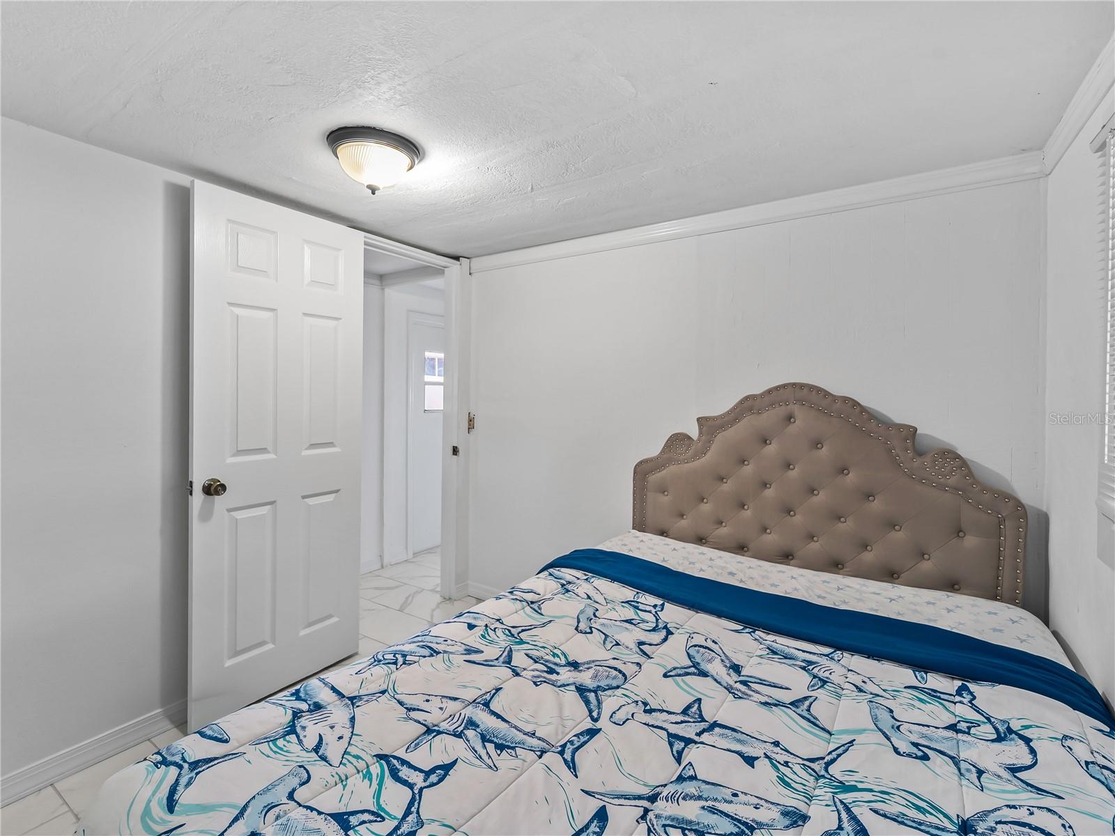 110 VERONA ST N