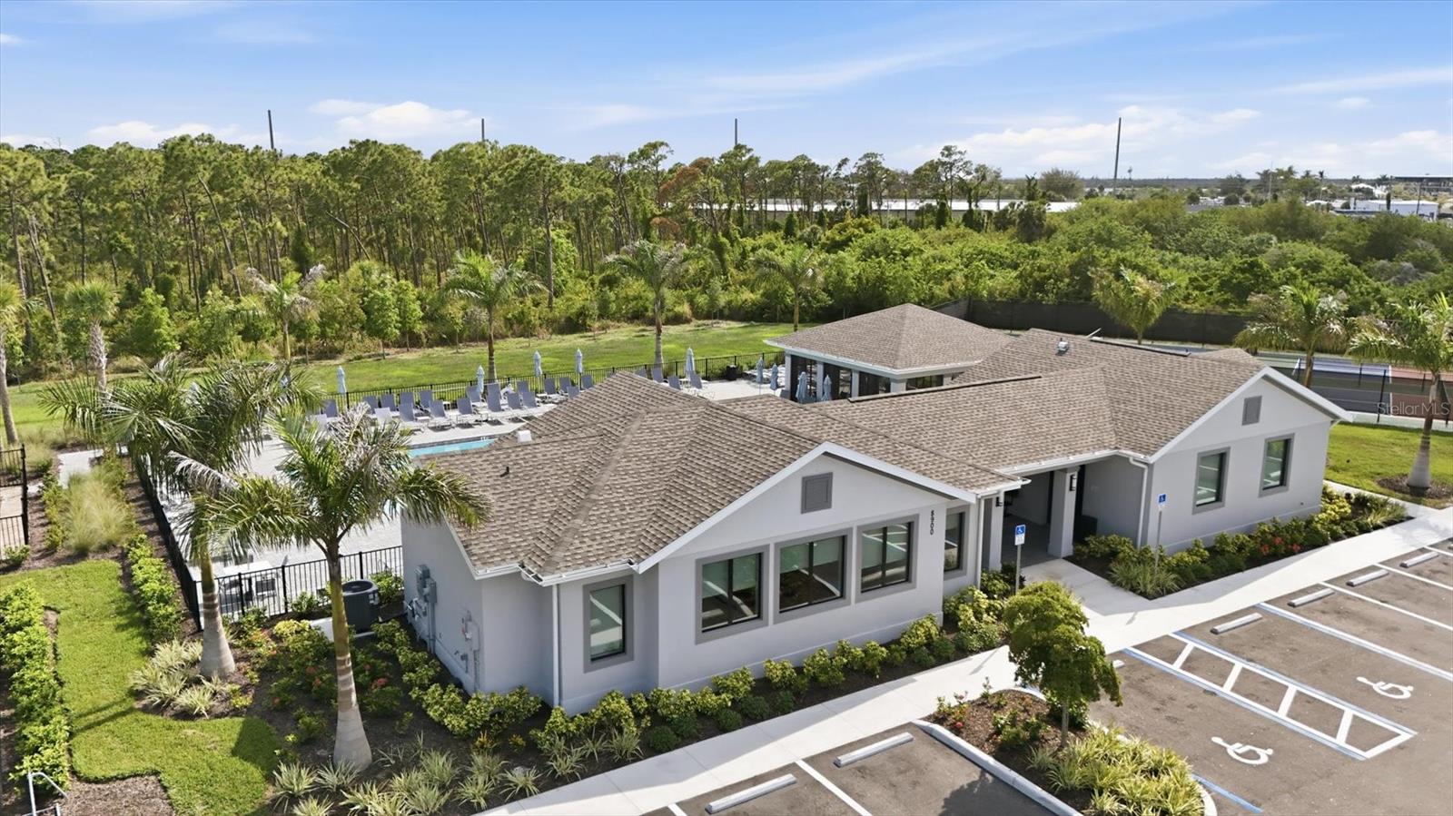 8176 SAINT KITTS CIR