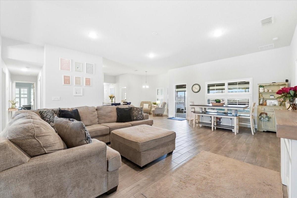 331 CRESCENT RIDGE RD