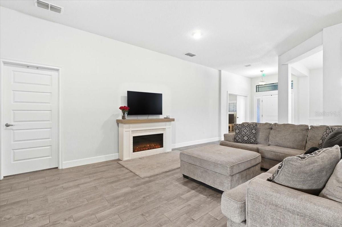 331 CRESCENT RIDGE RD