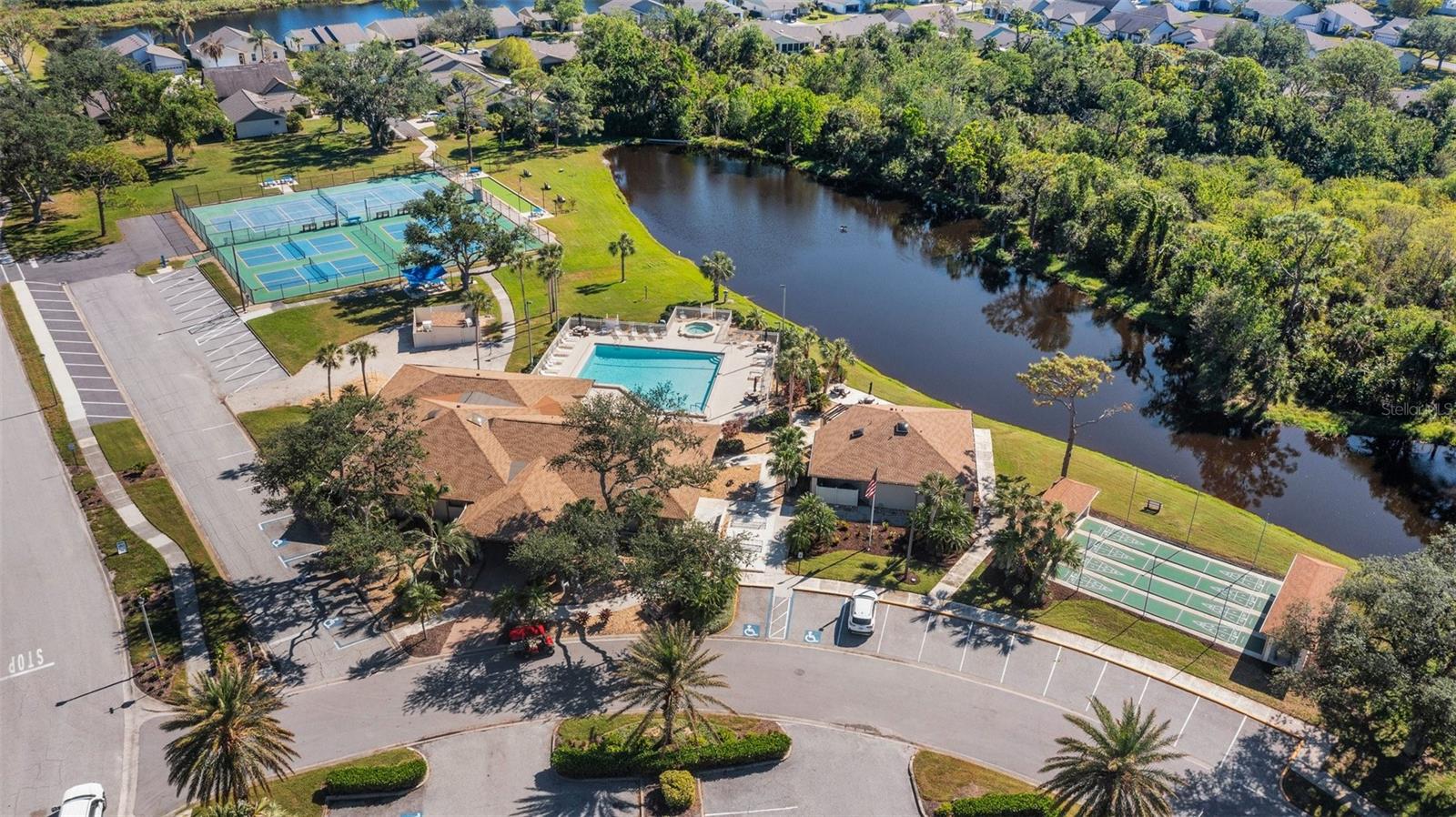 658 BARNACLE CT