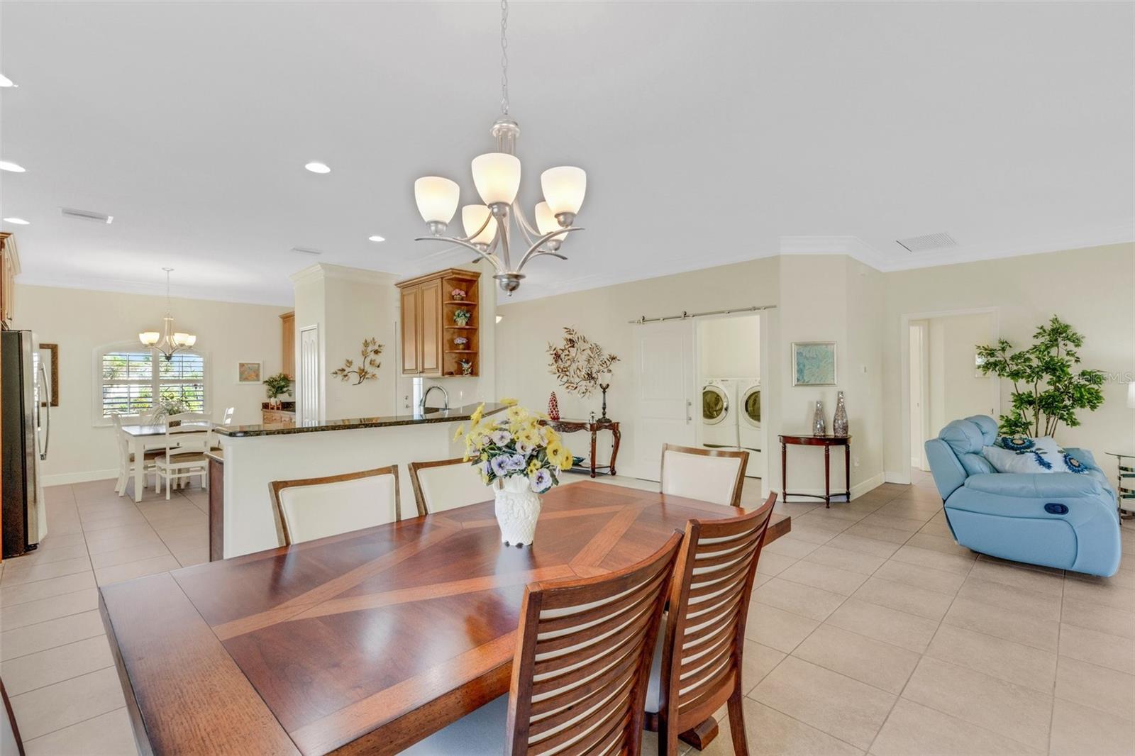 658 BARNACLE CT