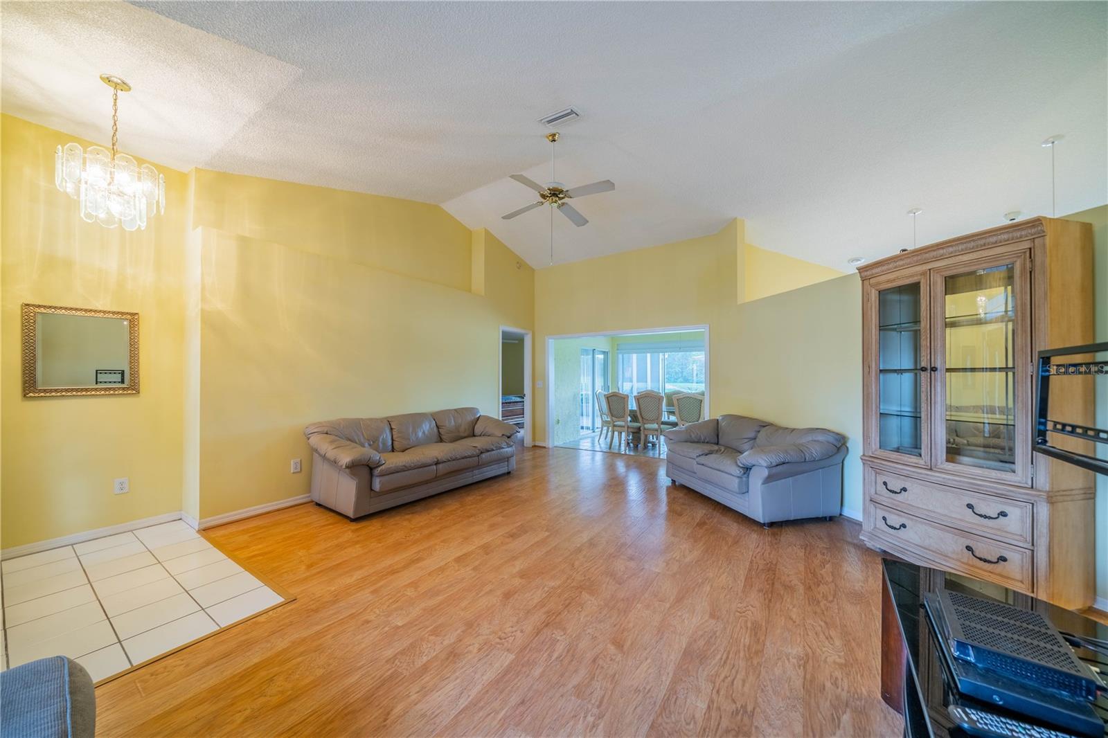 2031 E DEL WEBB BLVD