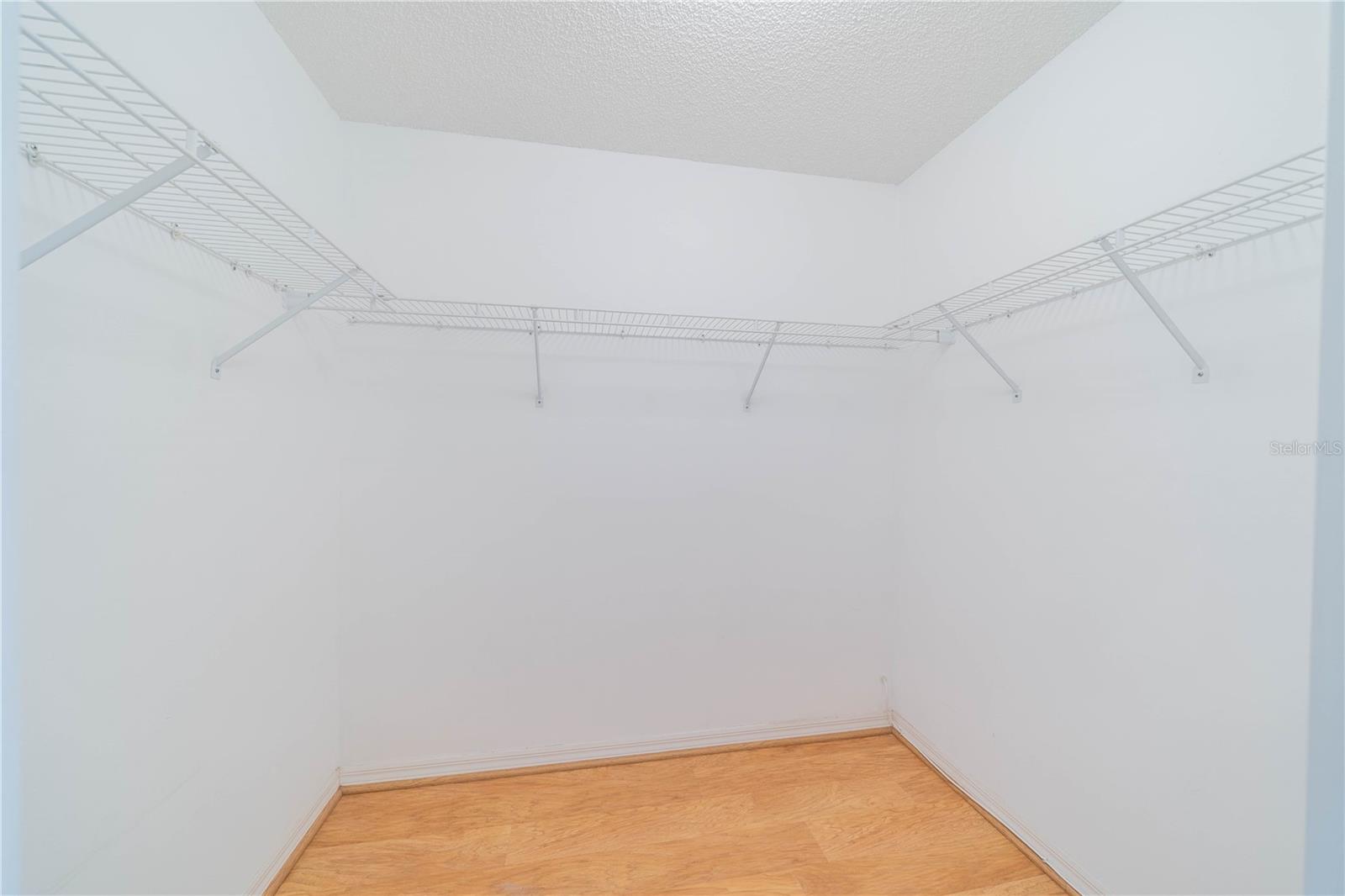 2031 E DEL WEBB BLVD