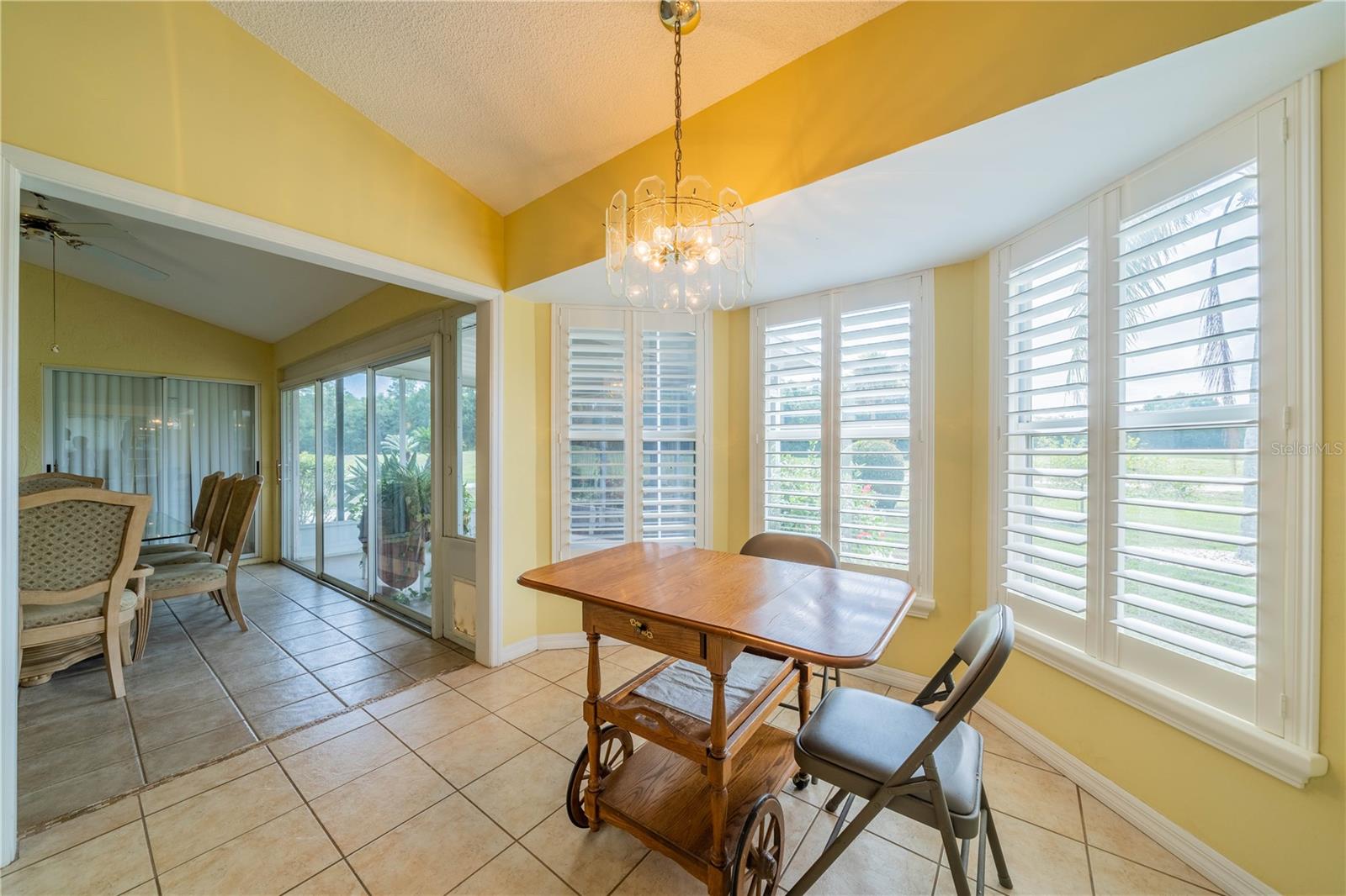 2031 E DEL WEBB BLVD