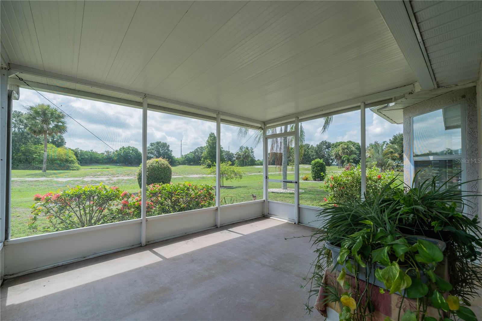 2031 E DEL WEBB BLVD