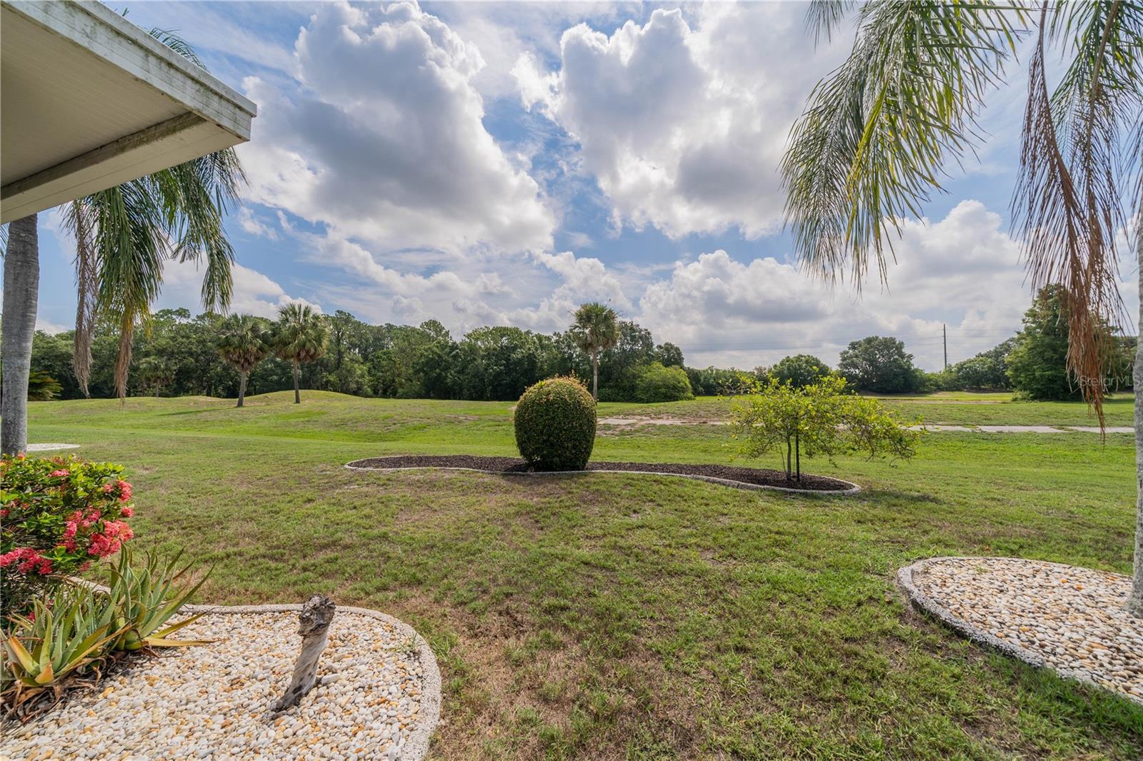 2031 E DEL WEBB BLVD