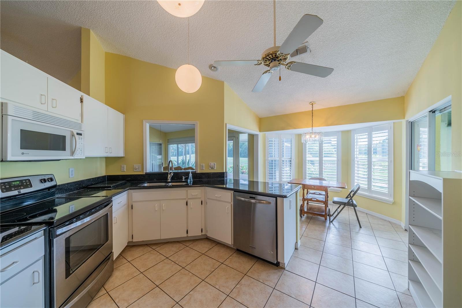 2031 E DEL WEBB BLVD