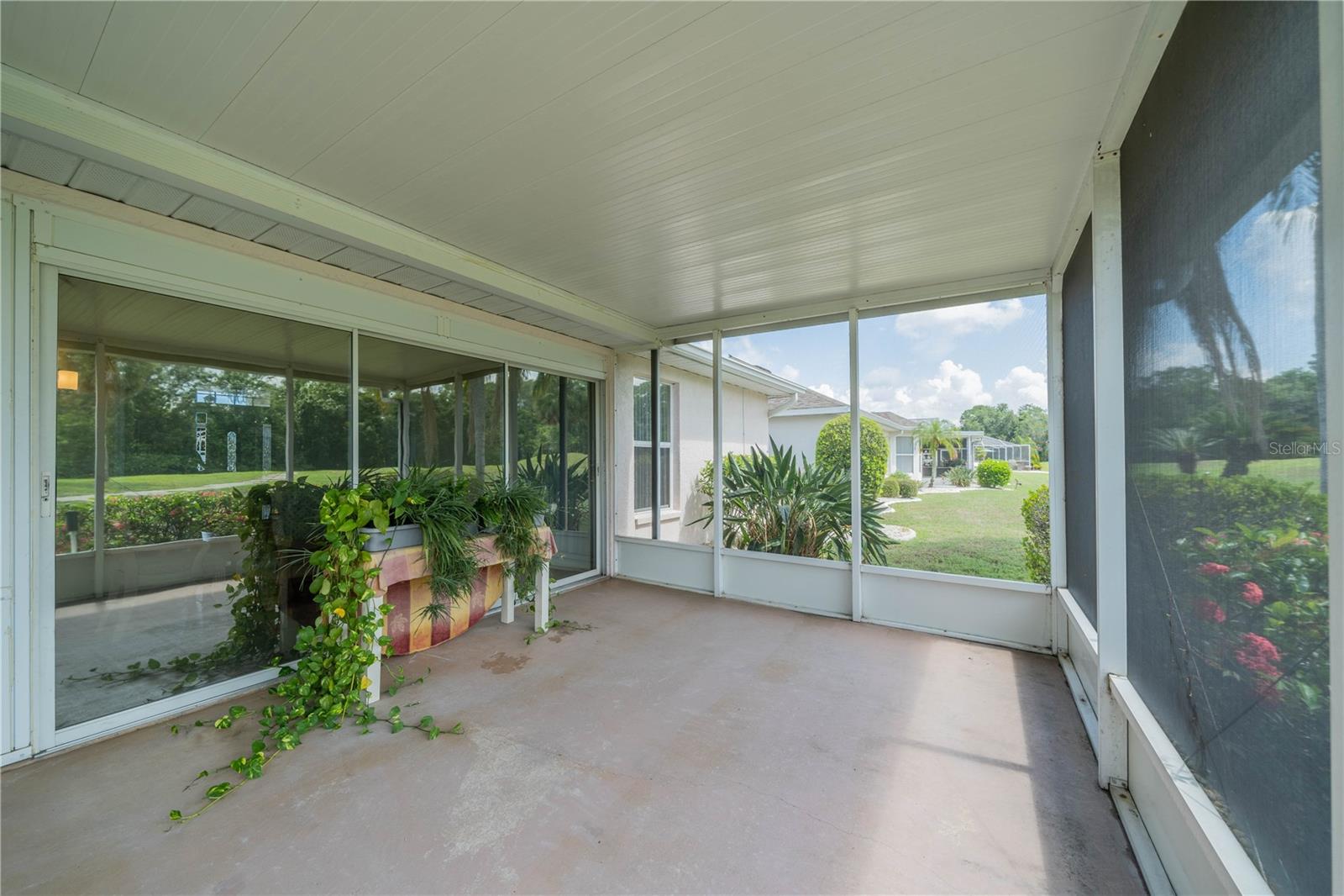 2031 E DEL WEBB BLVD