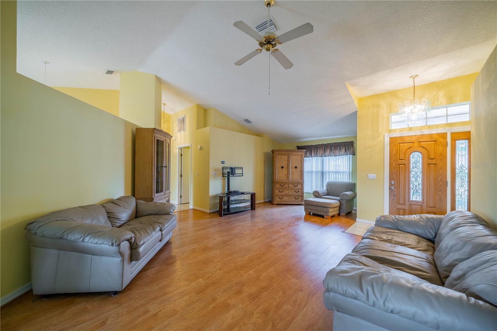 2031 E DEL WEBB BLVD