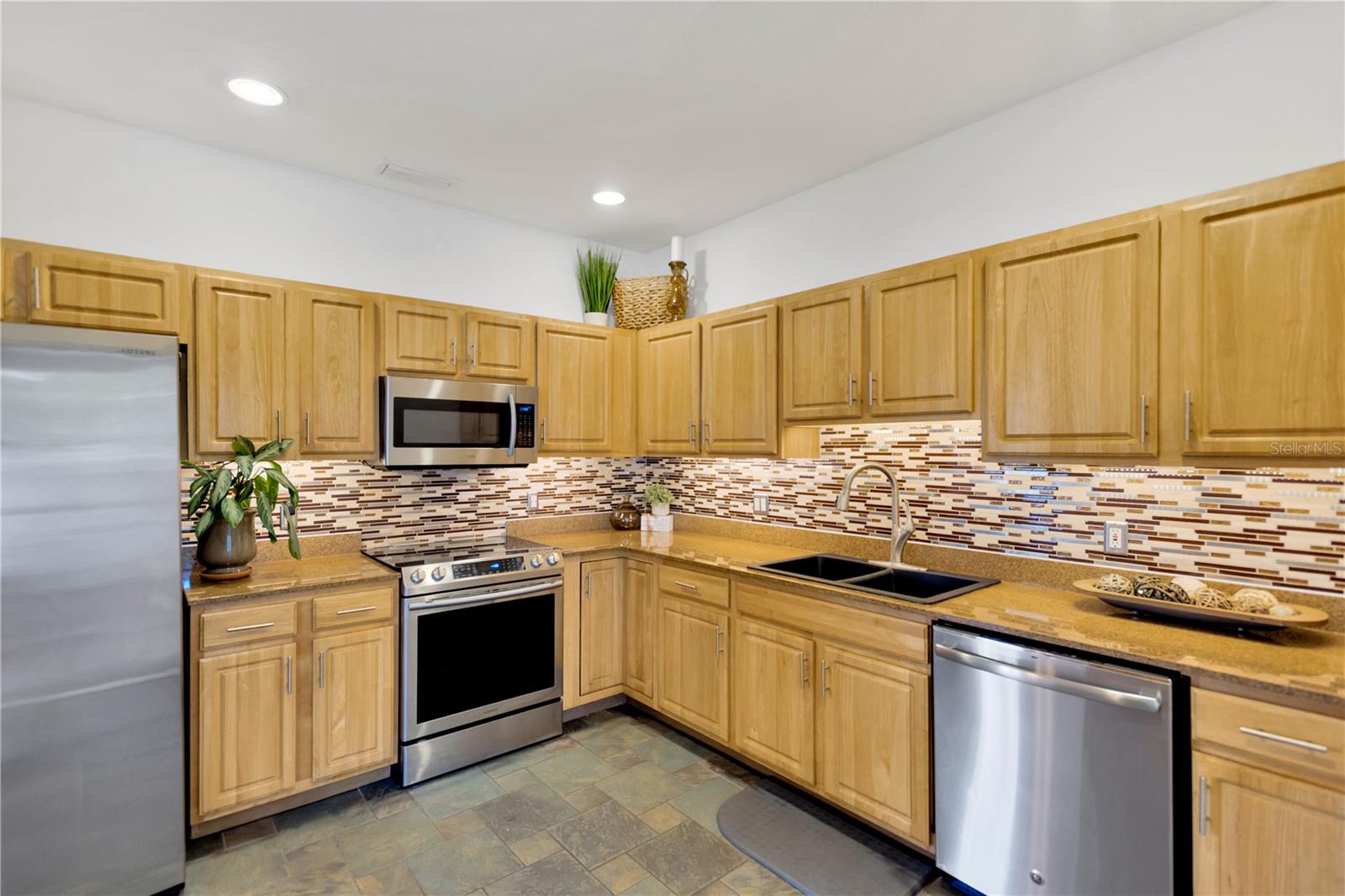 3132 SANTORINI CT