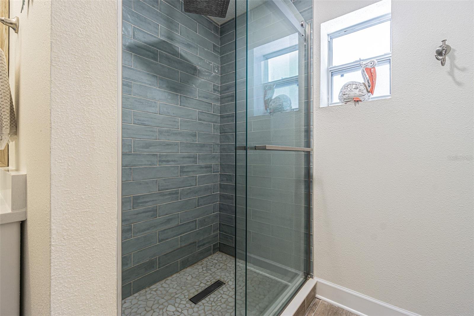 4855 HUNTINGTON ST NE