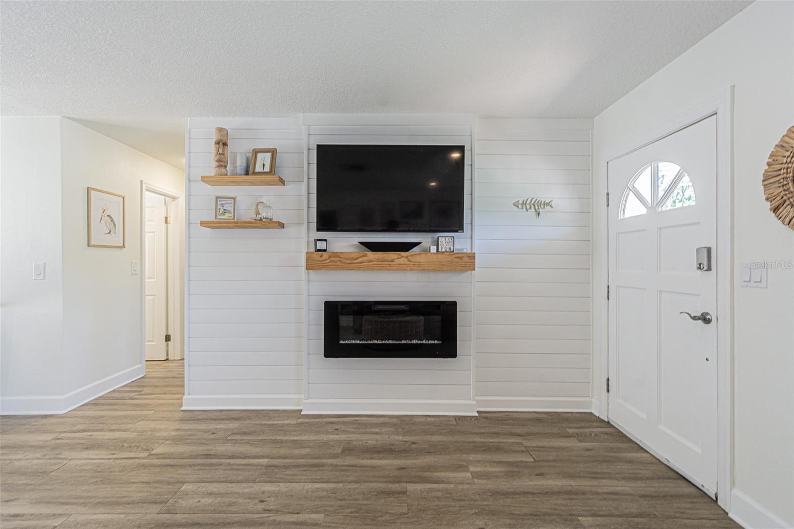 4855 HUNTINGTON ST NE