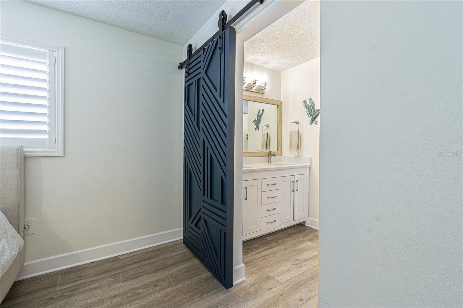 4855 HUNTINGTON ST NE