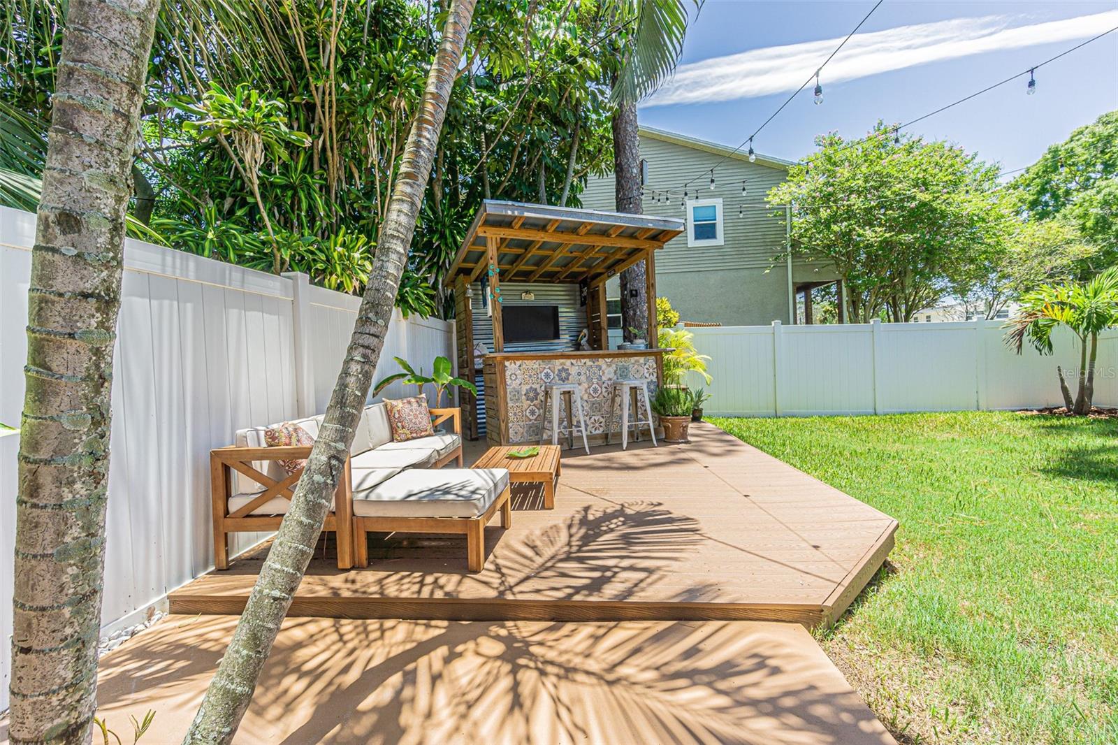 4855 HUNTINGTON ST NE