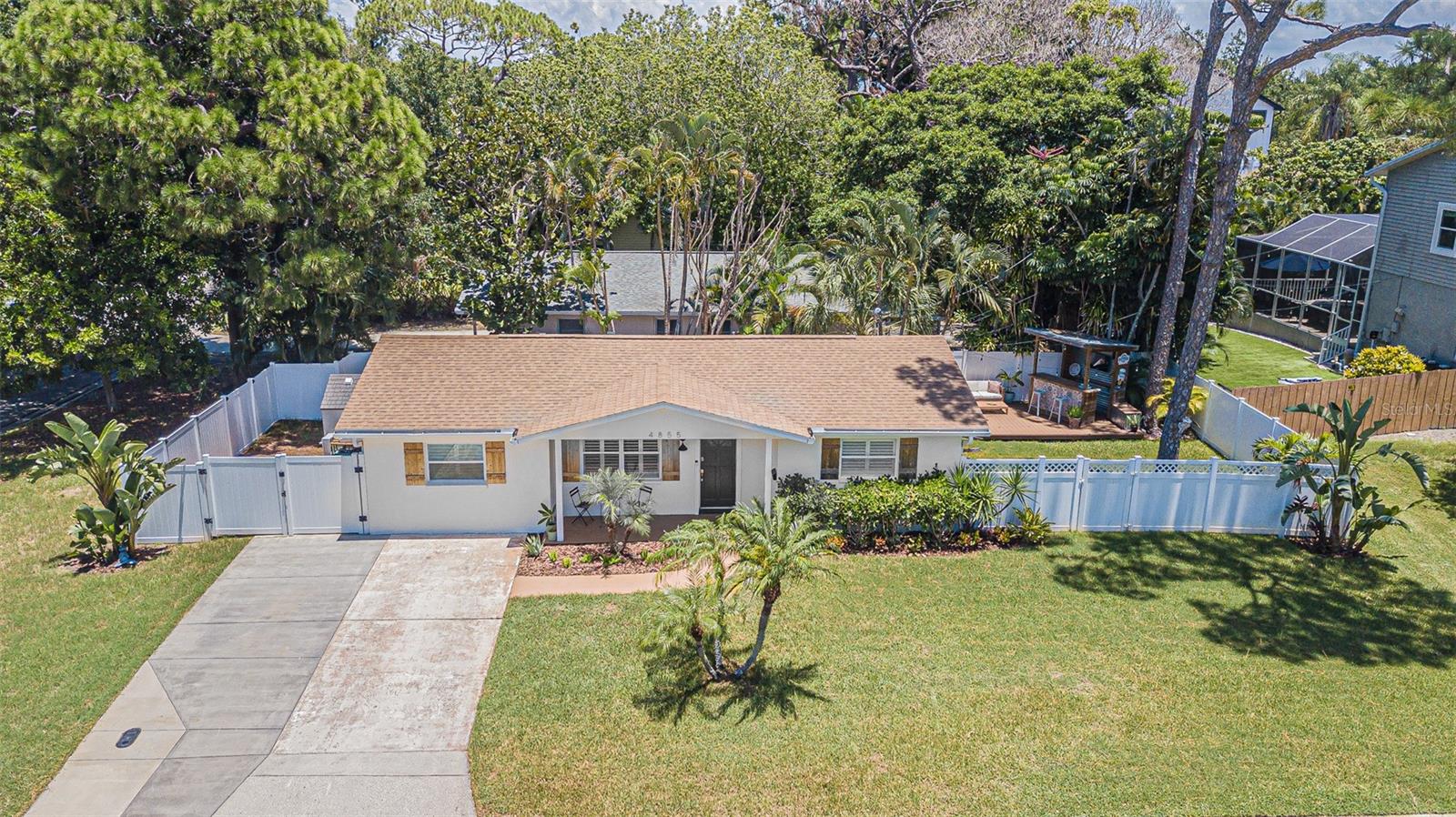 4855 HUNTINGTON ST NE