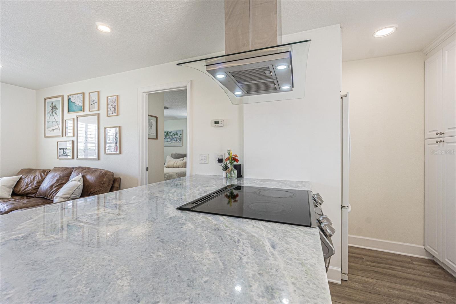 4855 HUNTINGTON ST NE