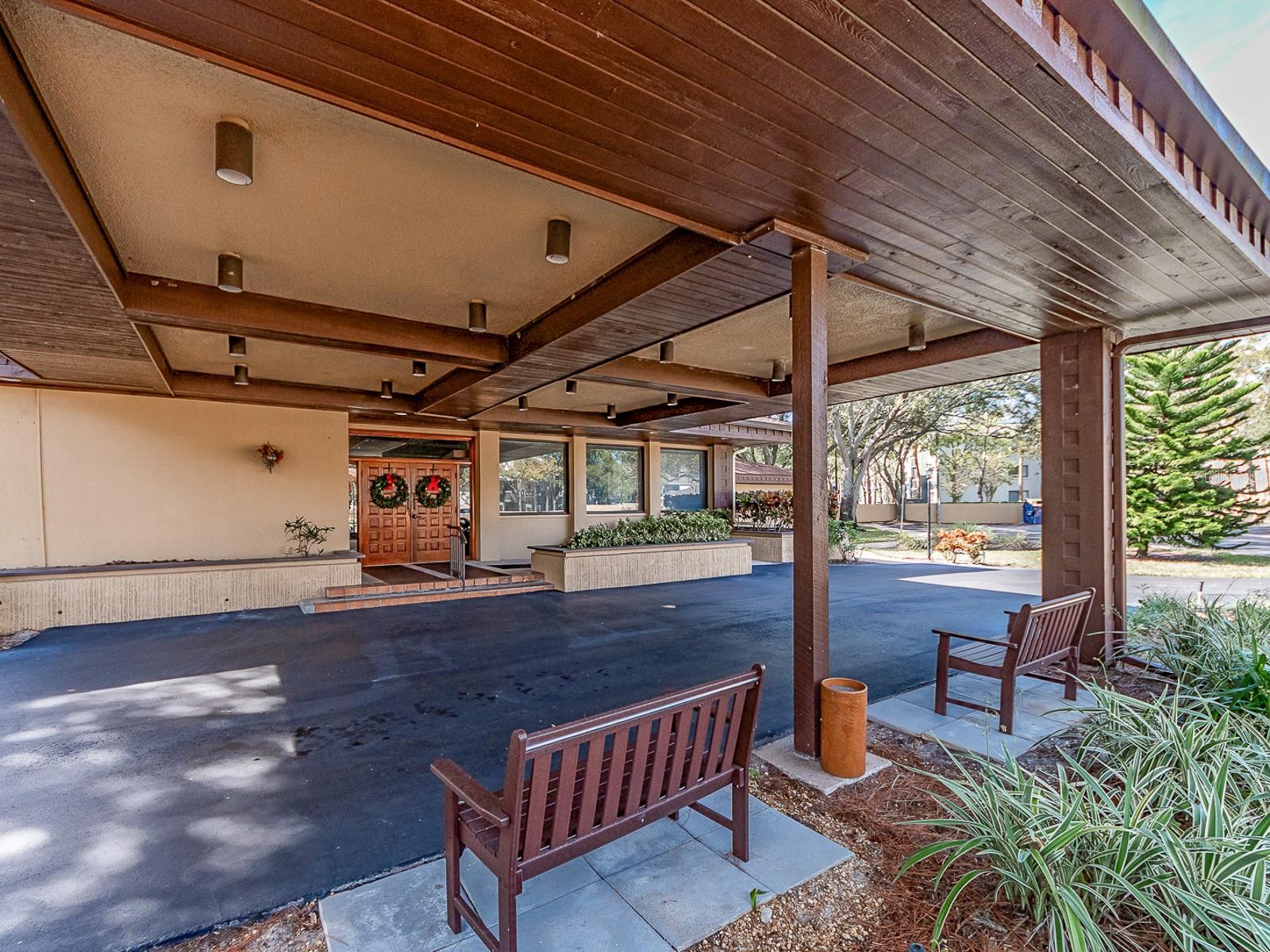 3062 EASTLAND BLVD #302D