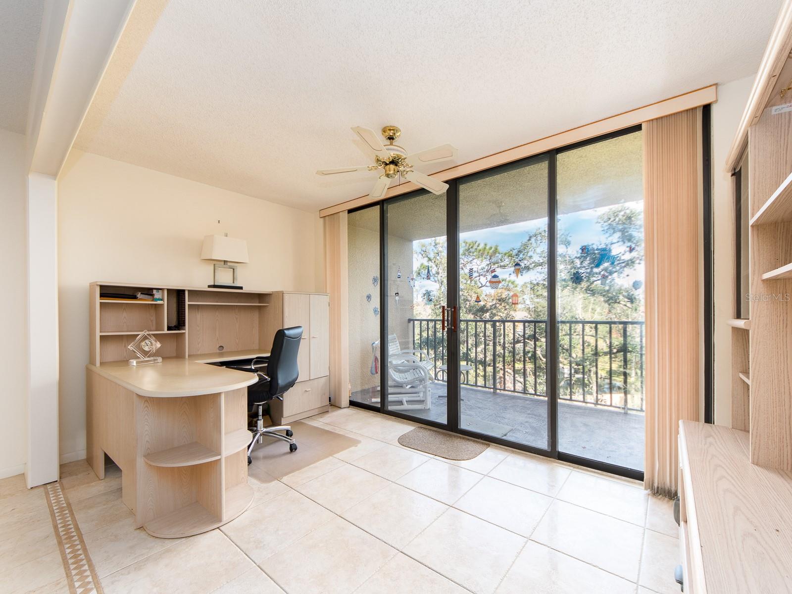 3062 EASTLAND BLVD #302D