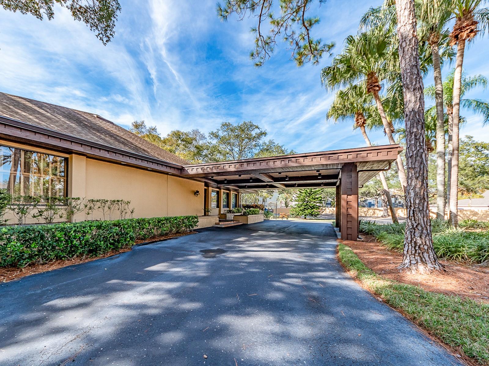 3062 EASTLAND BLVD #302D