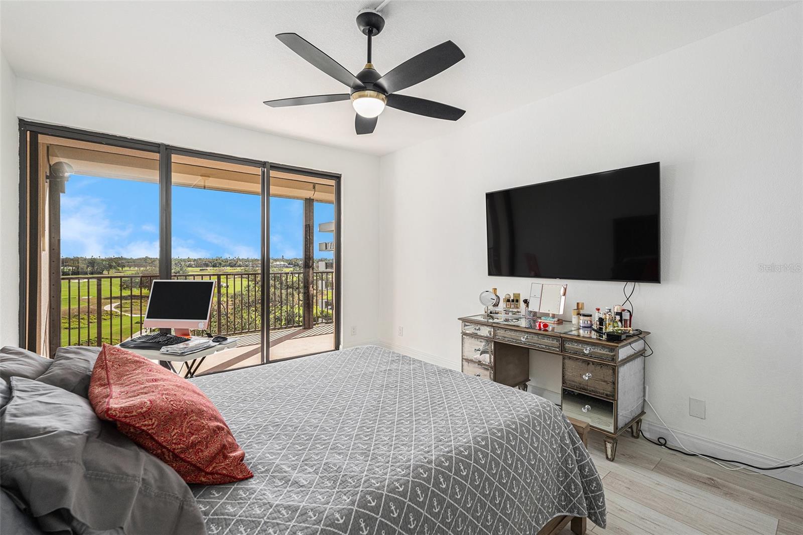 6 BELLEVIEW BLVD #708
