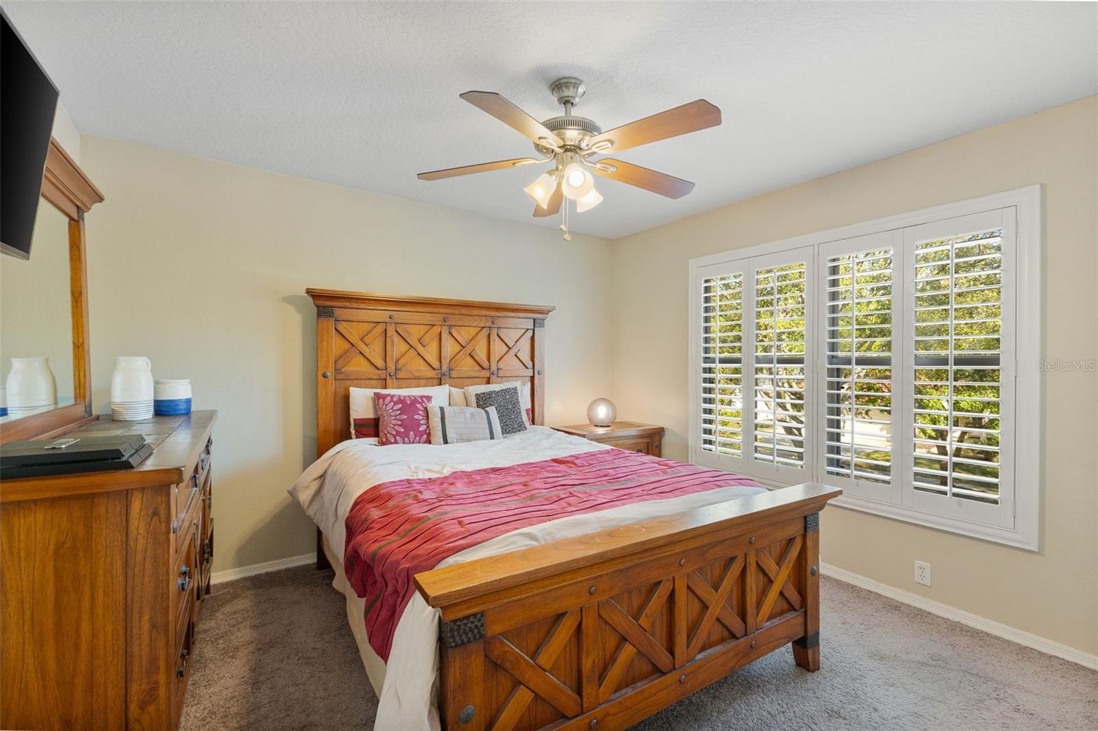 18132 REGENTS SQUARE DR