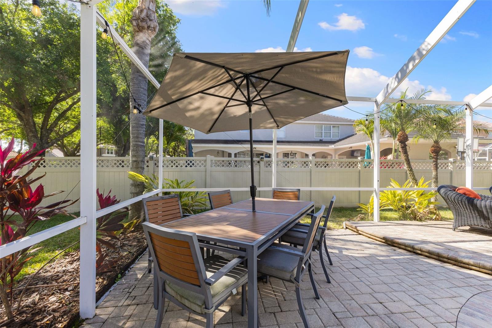 18132 REGENTS SQUARE DR