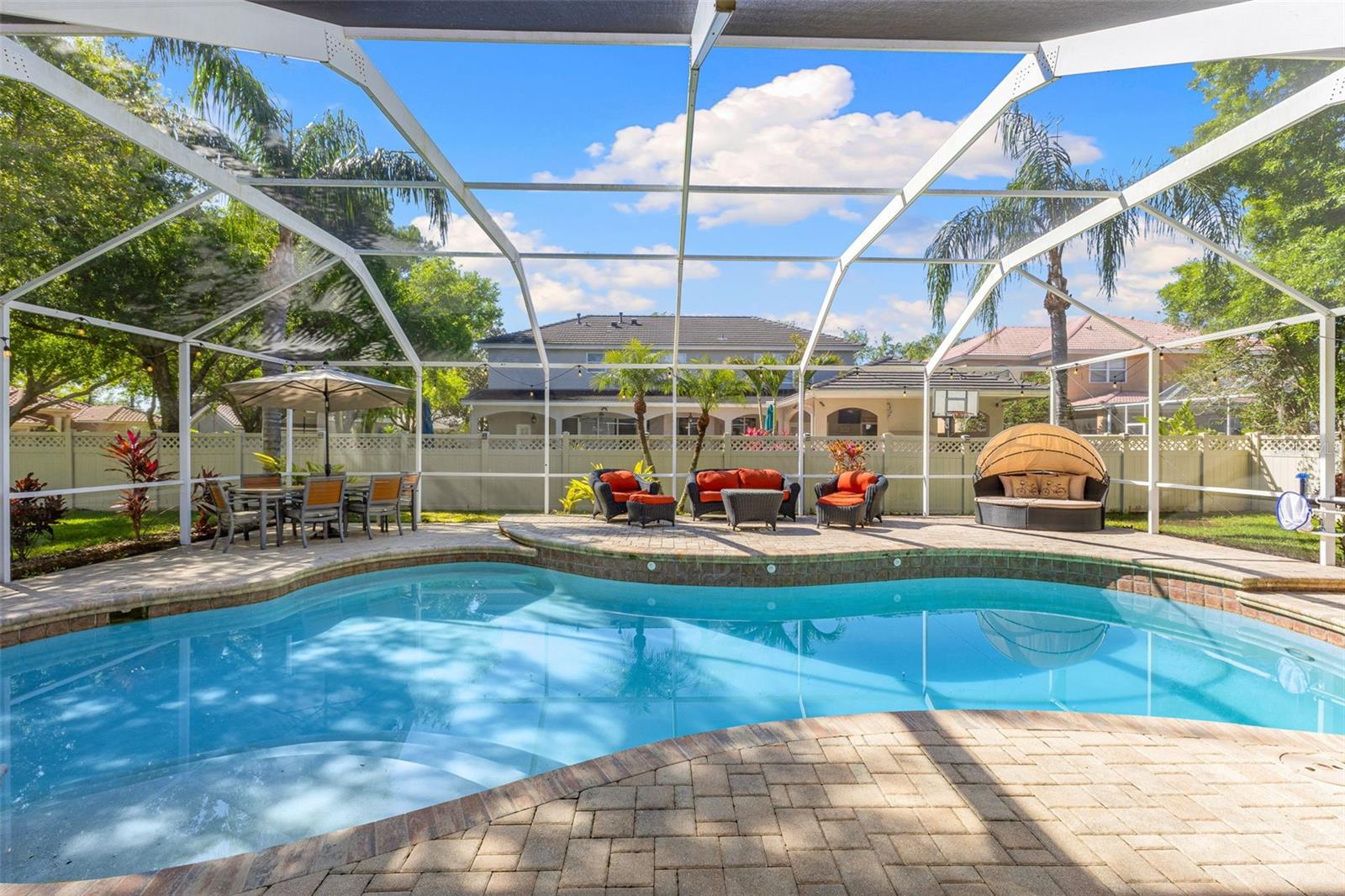 18132 REGENTS SQUARE DR