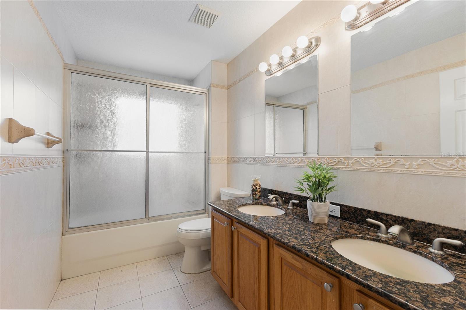 18132 REGENTS SQUARE DR