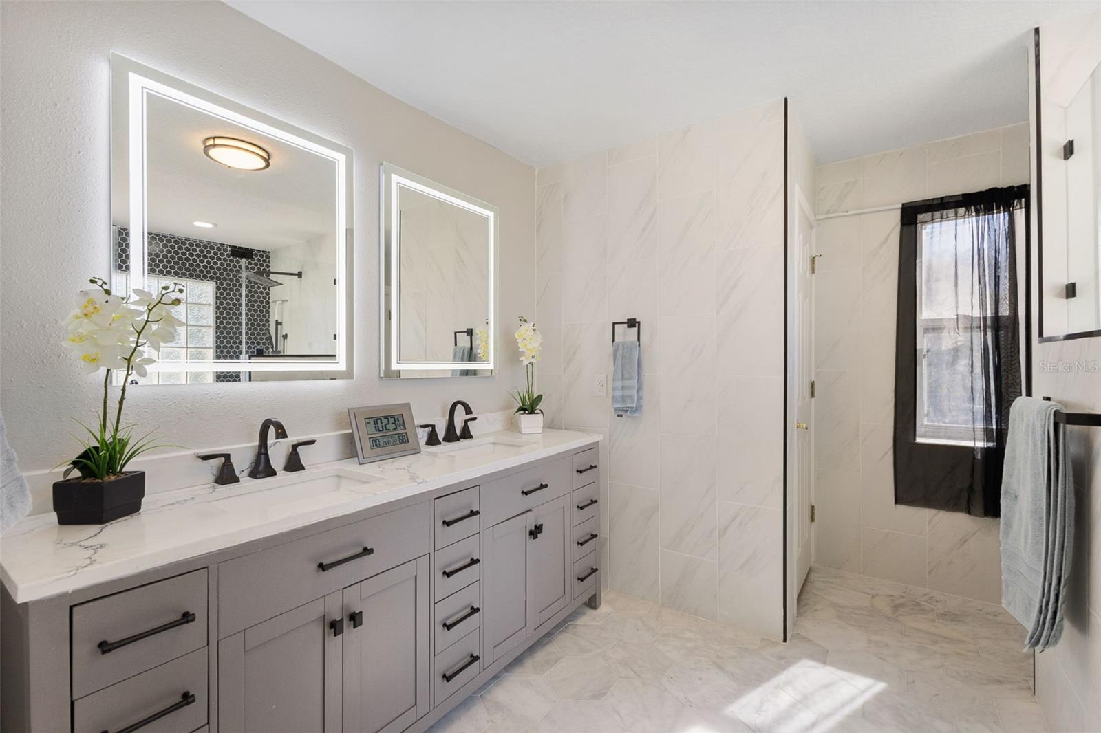 18132 REGENTS SQUARE DR