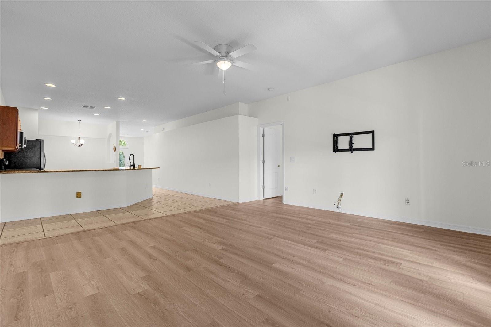 14433 NOTTINGHAM WAY CIR