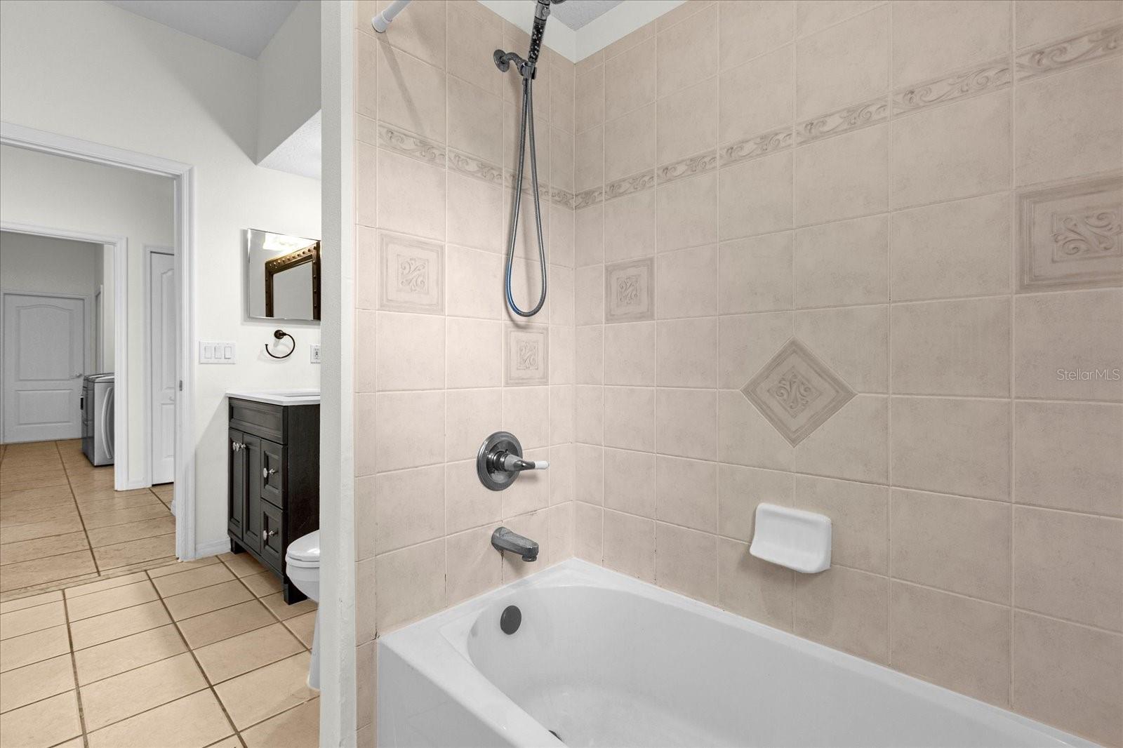 14433 NOTTINGHAM WAY CIR