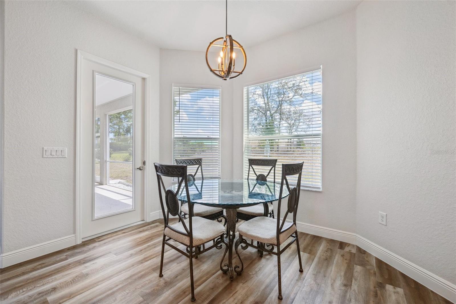 13096 LINZIA LN