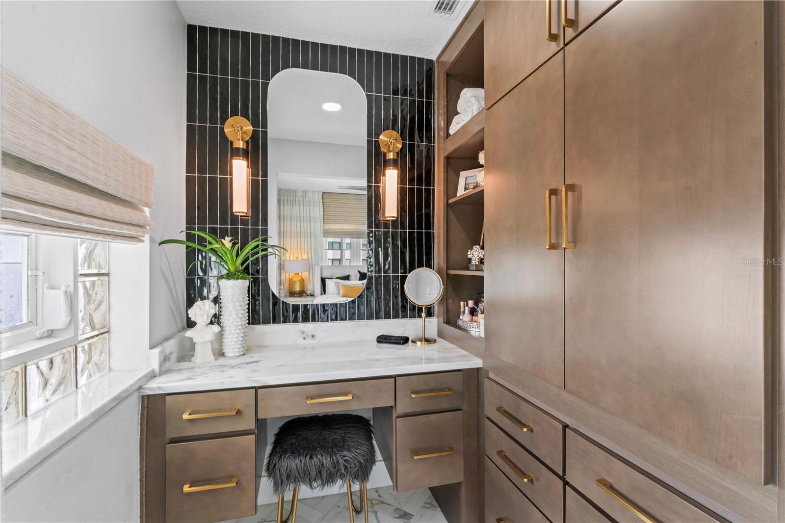 4950 BAYSHORE BLVD #27