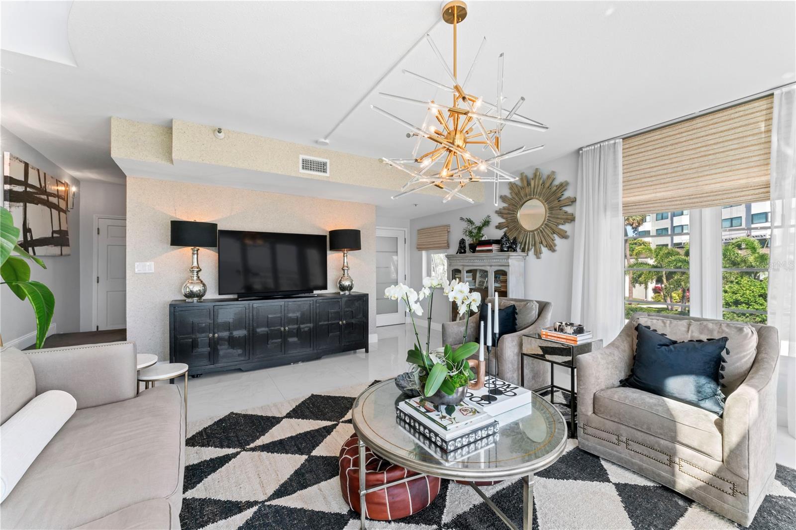 4950 BAYSHORE BLVD #27