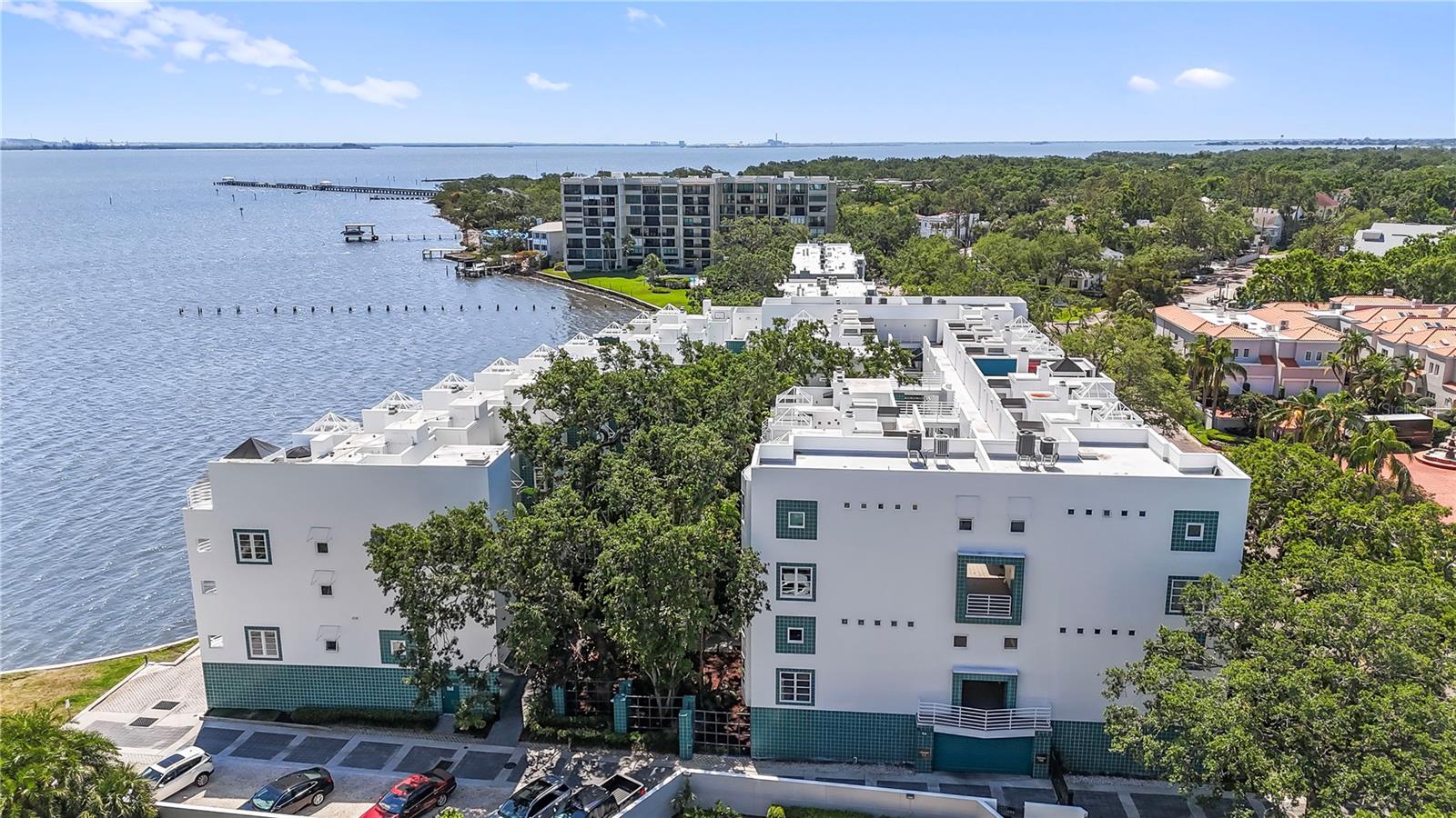 4950 BAYSHORE BLVD #27