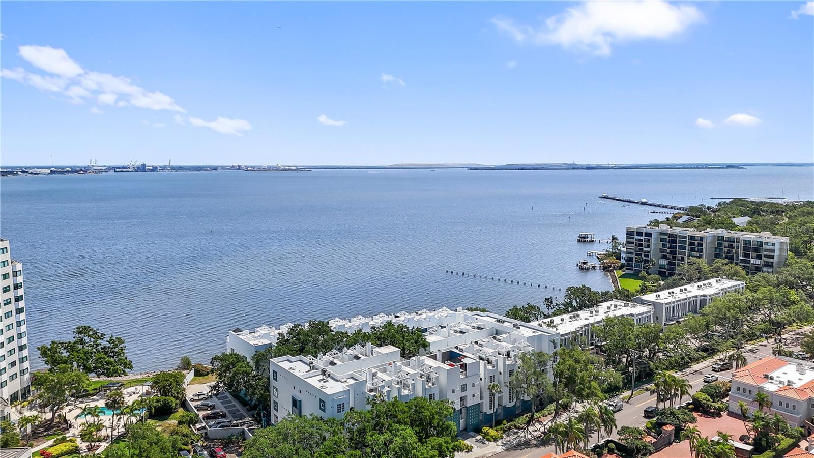 4950 BAYSHORE BLVD #27