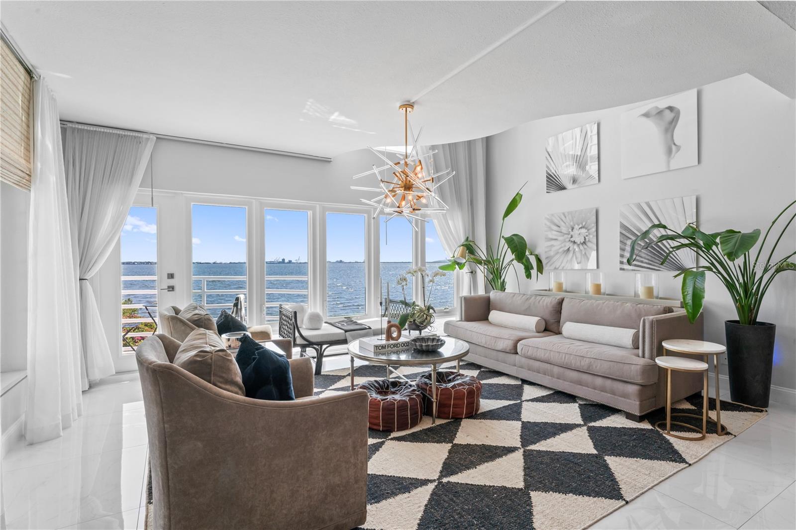 4950 BAYSHORE BLVD #27