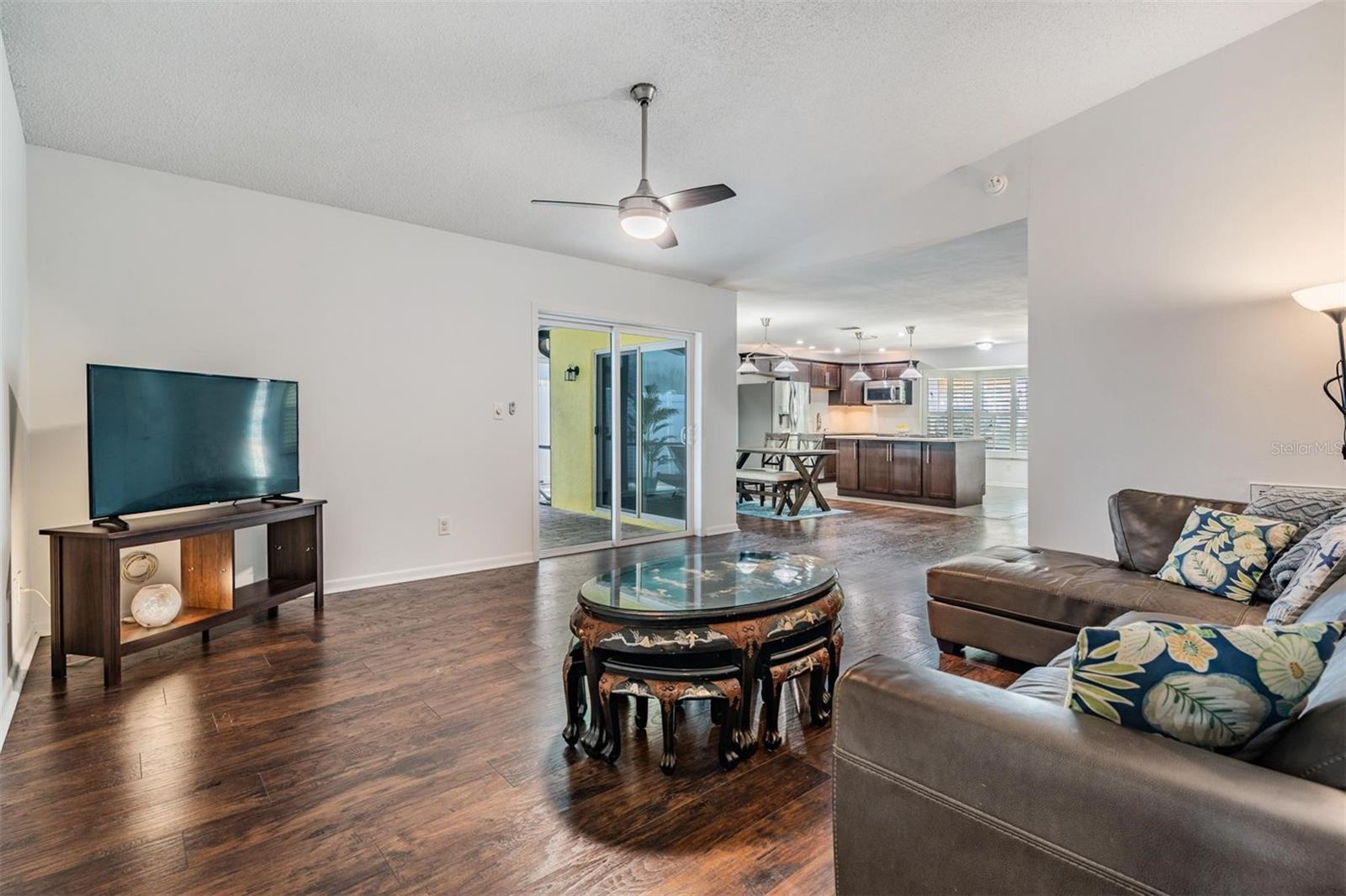 10 HARBOR COVE ST